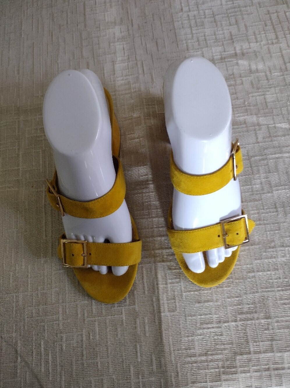 Revolve Jaggar The Label Yellow Suede Sandals Strappy Block Heel Heel Sz 38 US 8